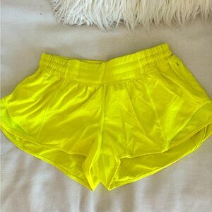 Lululemon shorts size 8 2.5’